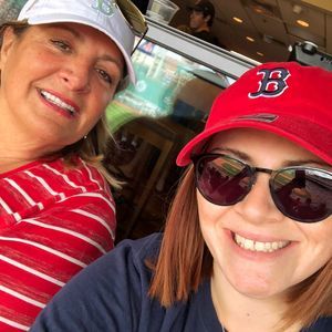 Meet your Posher, Laurie